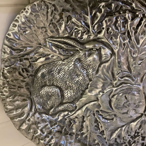 Vintage 1991 Bunny platter - Picture 2 of 5